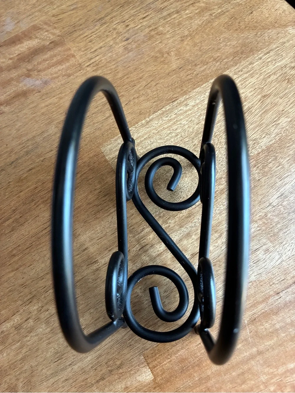 Napkin Holder Arch Black Scroll. 5.”x6”